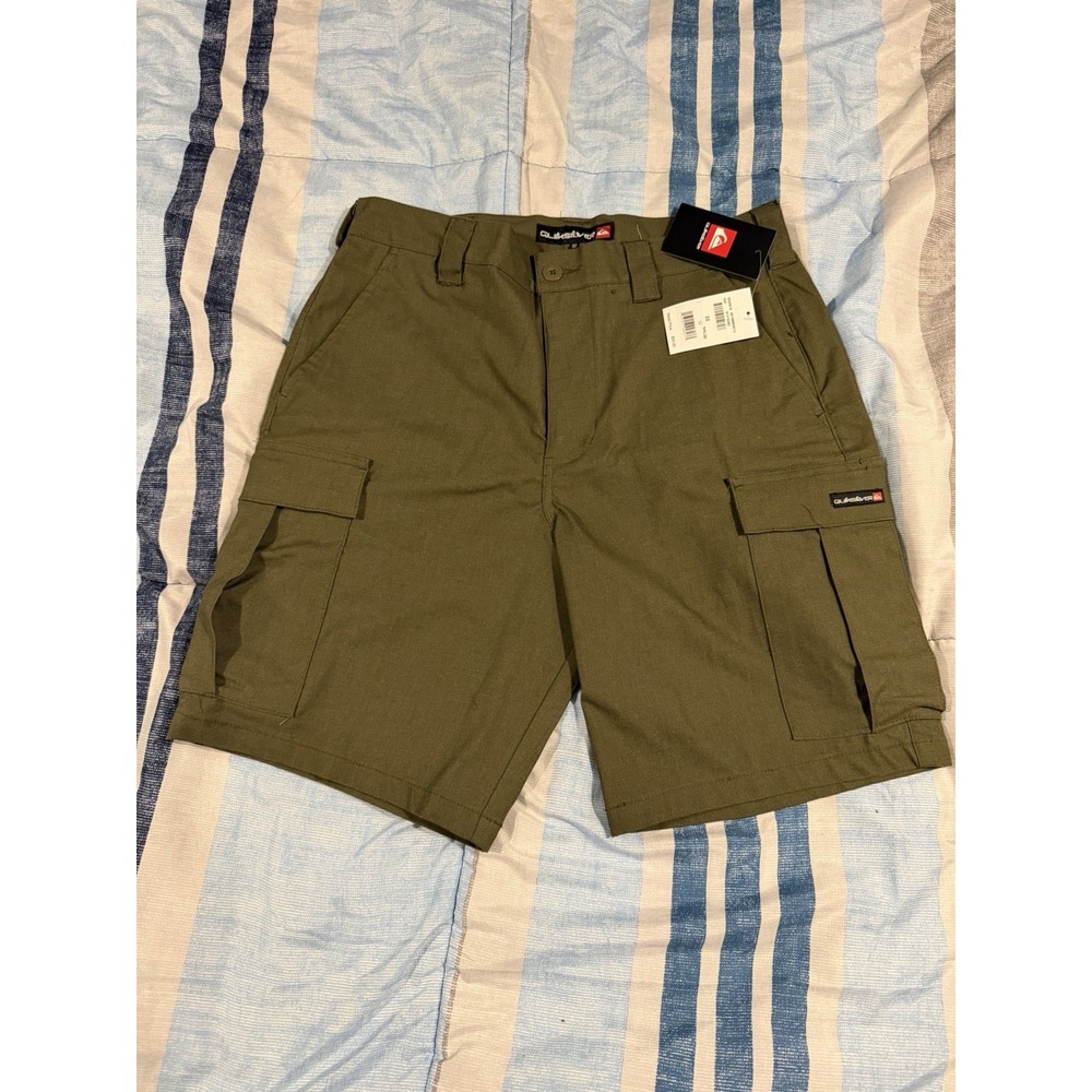 Quicksilver Clover CLV Cargo Shorts Men's Size 32  Army Green